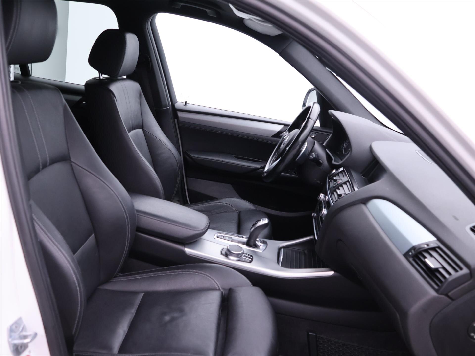 BMW X3 SUV / Terénní 3,0 l 190 kw