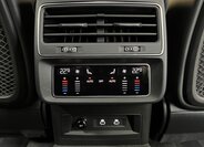 Audi Q8 SUV / Terénní 3,0 l 210 kw