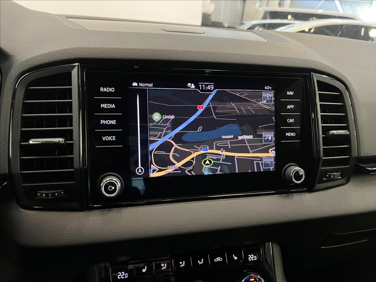 Škoda Karoq SUV / Terénní 1,5 l 110 kw