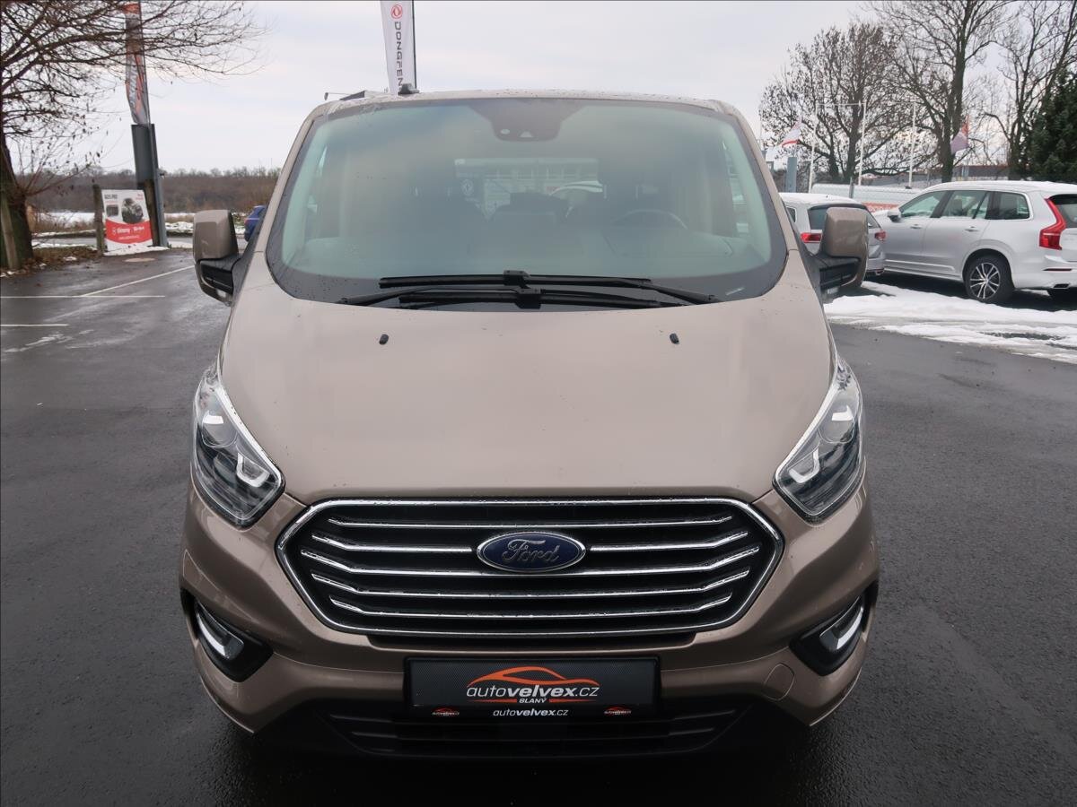 Ford Tourneo Custom MPV 2,0 l 136 kw