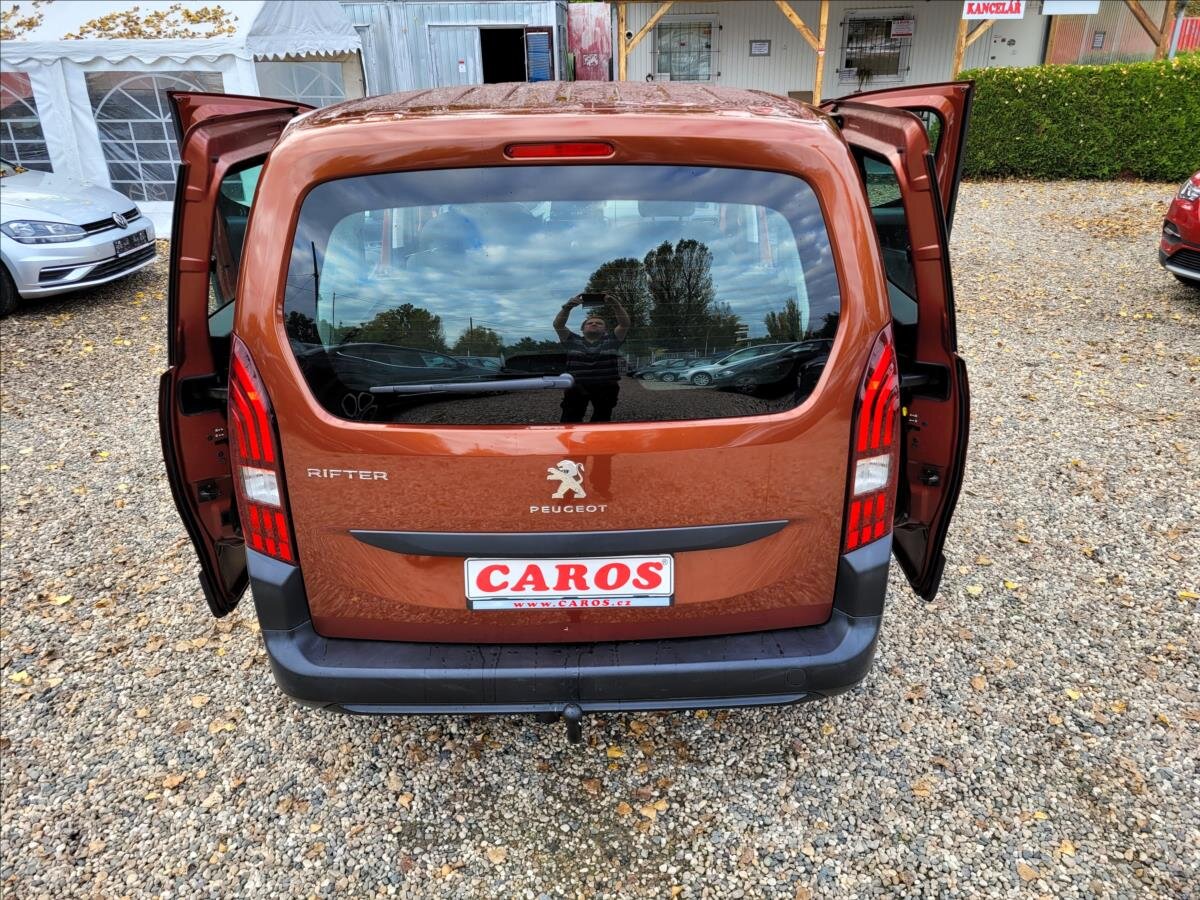 Peugeot Rifter MPV 1,5 l 75 kw