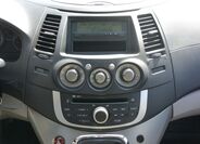 Mitsubishi Grandis 19