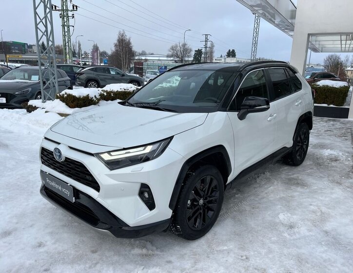 Toyota RAV4 SUV 2,5 l 131 kw