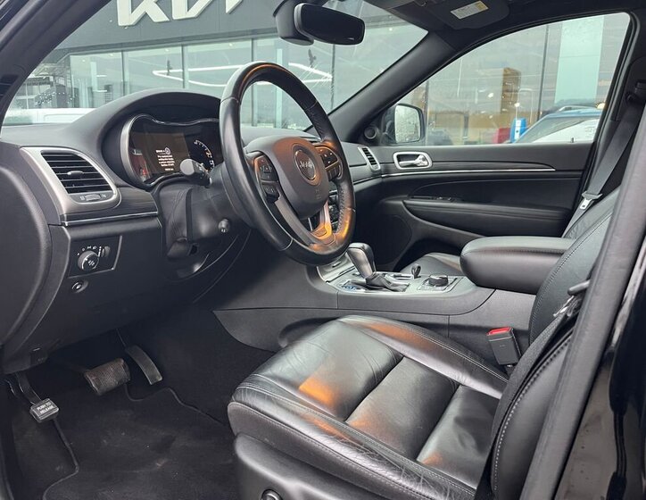 Jeep Grand Cherokee 5