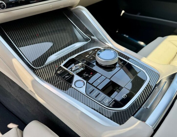 BMW X6 SUV / Terénní 4,4 l 210 kw