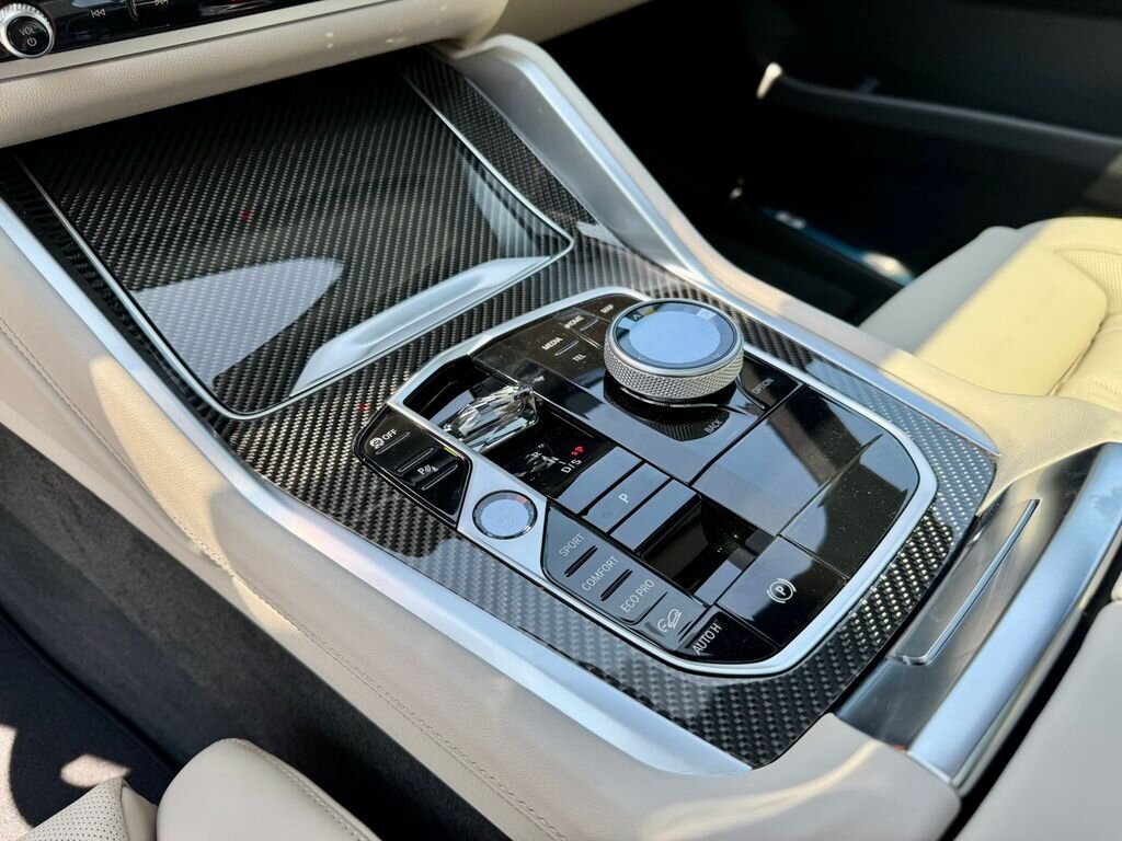 BMW X6 SUV / Terénní 4,4 l 210 kw
