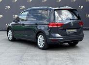 Volkswagen Touran 10