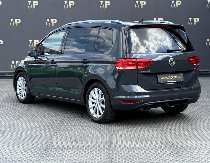 Volkswagen Touran 10