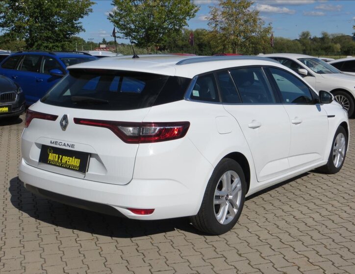Renault Mégane 8