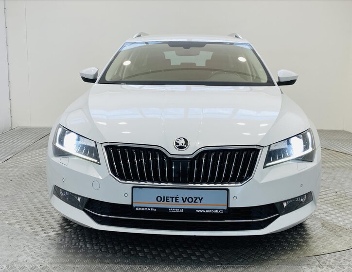 Škoda Superb 4