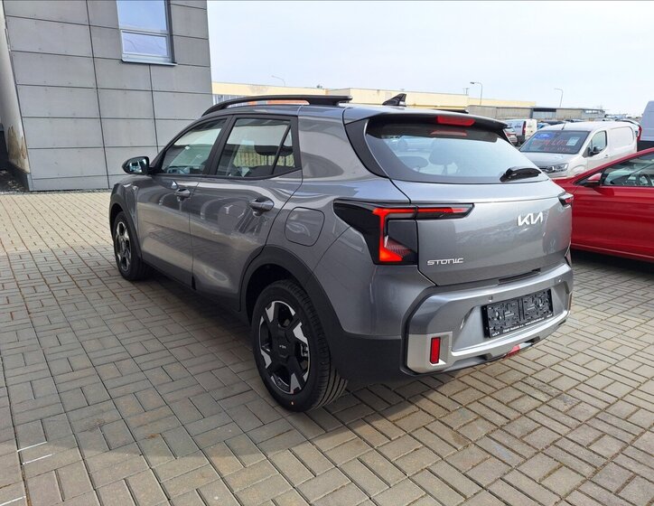 KIA Stonic SUV / Terénní 998,0 74 kw