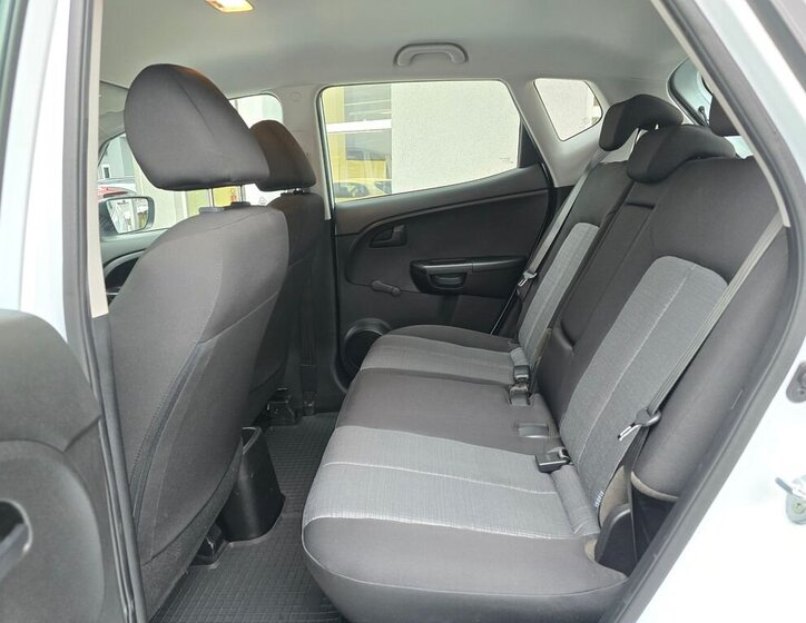 KIA Venga MPV 1,4 l 66 kw