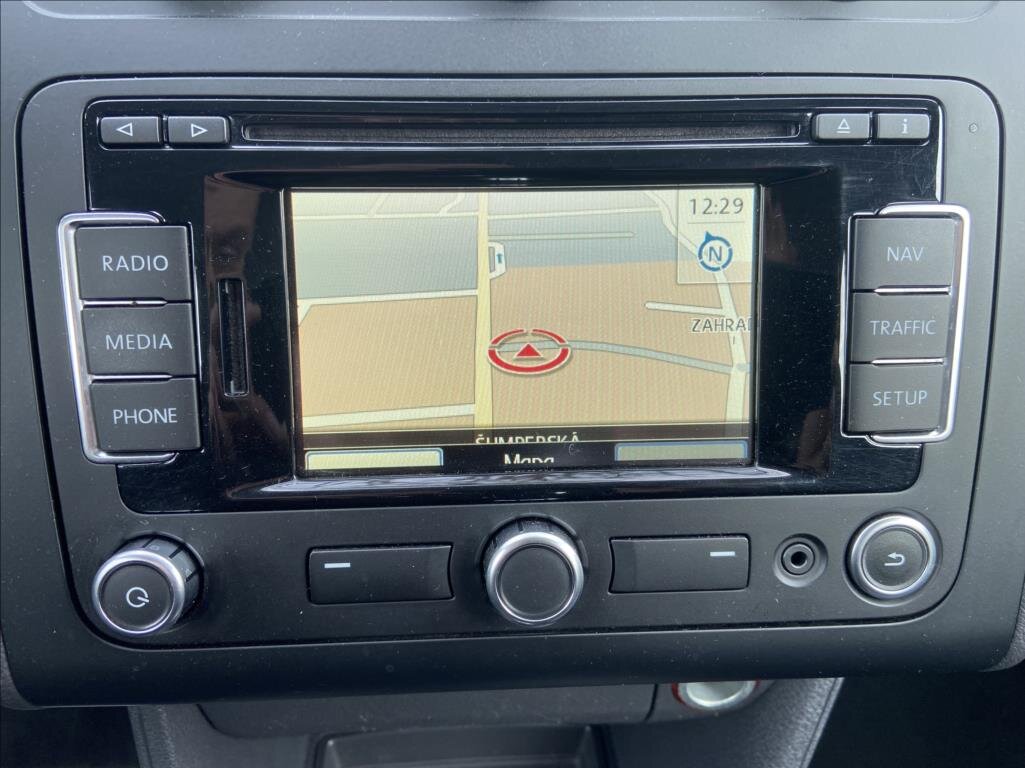 Volkswagen Touran MPV 1,6 l 66 kw