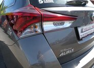 Toyota Auris Kombi 1,3 l 73 kw