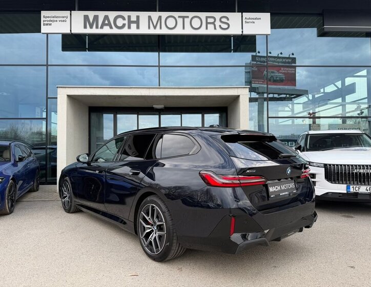 BMW Řada 5 Kombi 3,0 l 360 kw