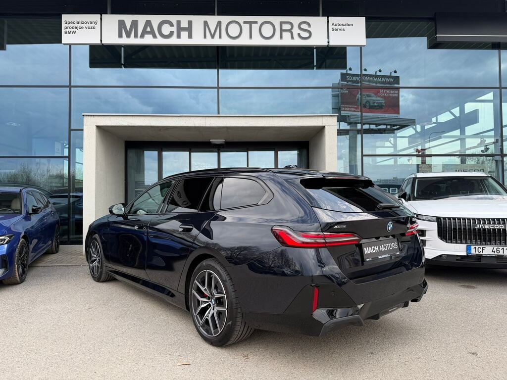 BMW Řada 5 Kombi 3,0 l 360 kw