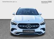 Mercedes-Benz GLA 8