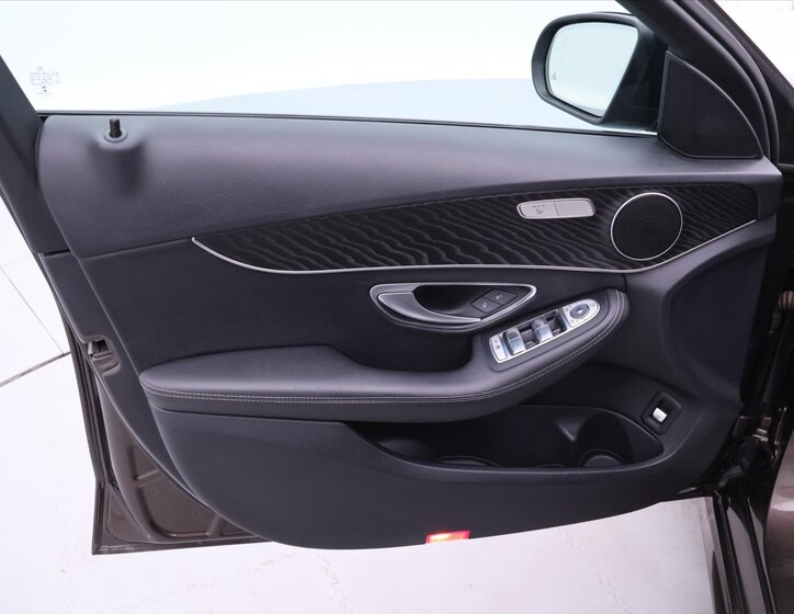 Mercedes-Benz Třídy C 11