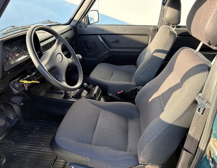 Lada Niva SUV 1,7 l 61 kw