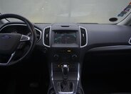 Ford S-MAX 19