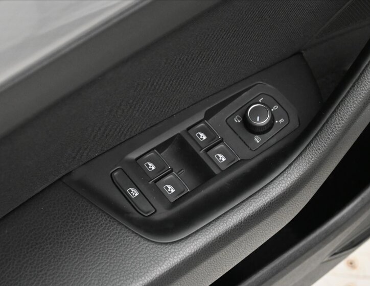 Volkswagen Passat Kombi 1,4 l 115 kw