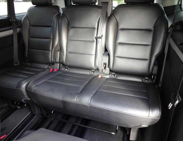 Peugeot Traveller 25