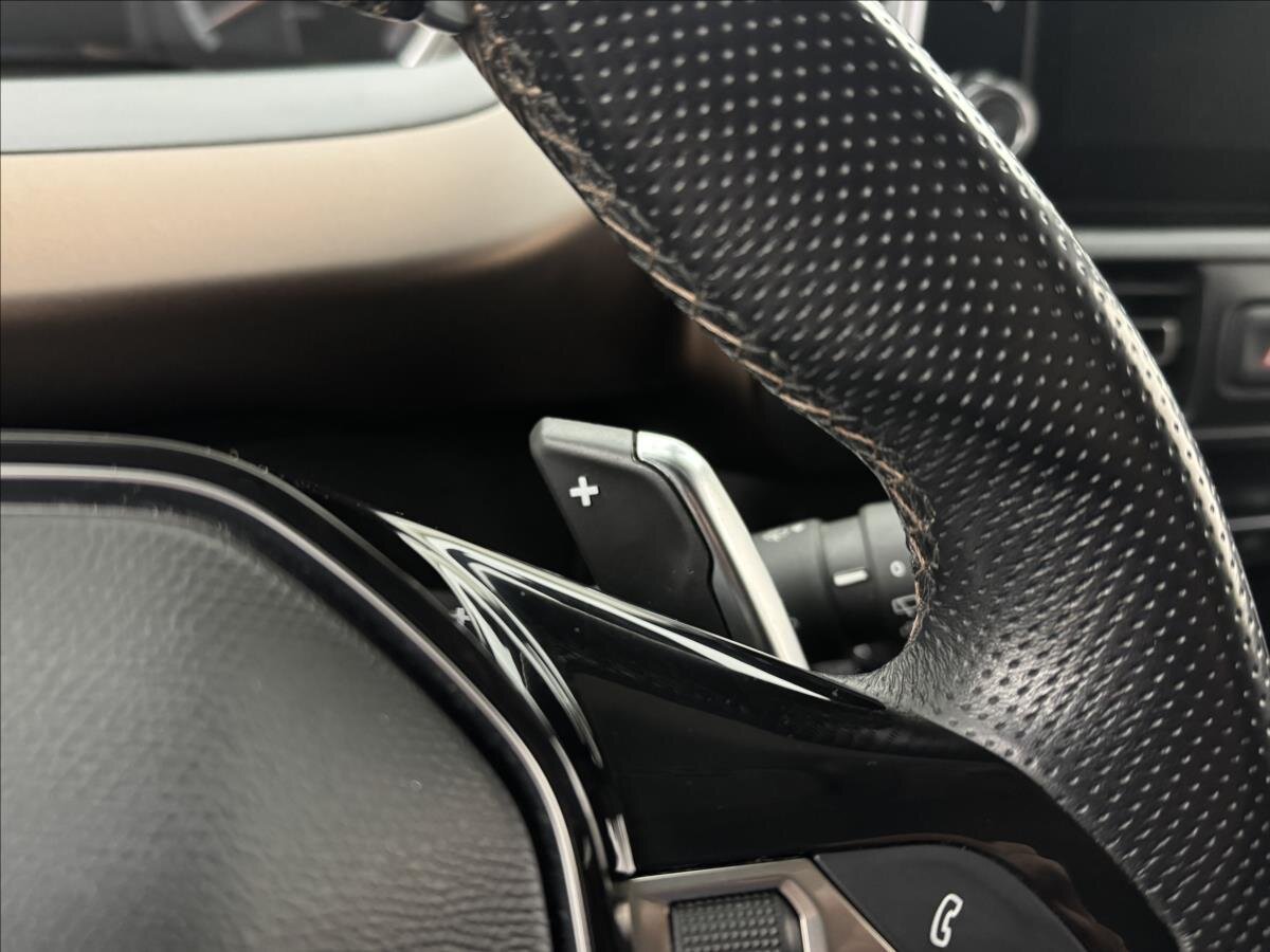 Peugeot Rifter MPV 1,5 l 96 kw