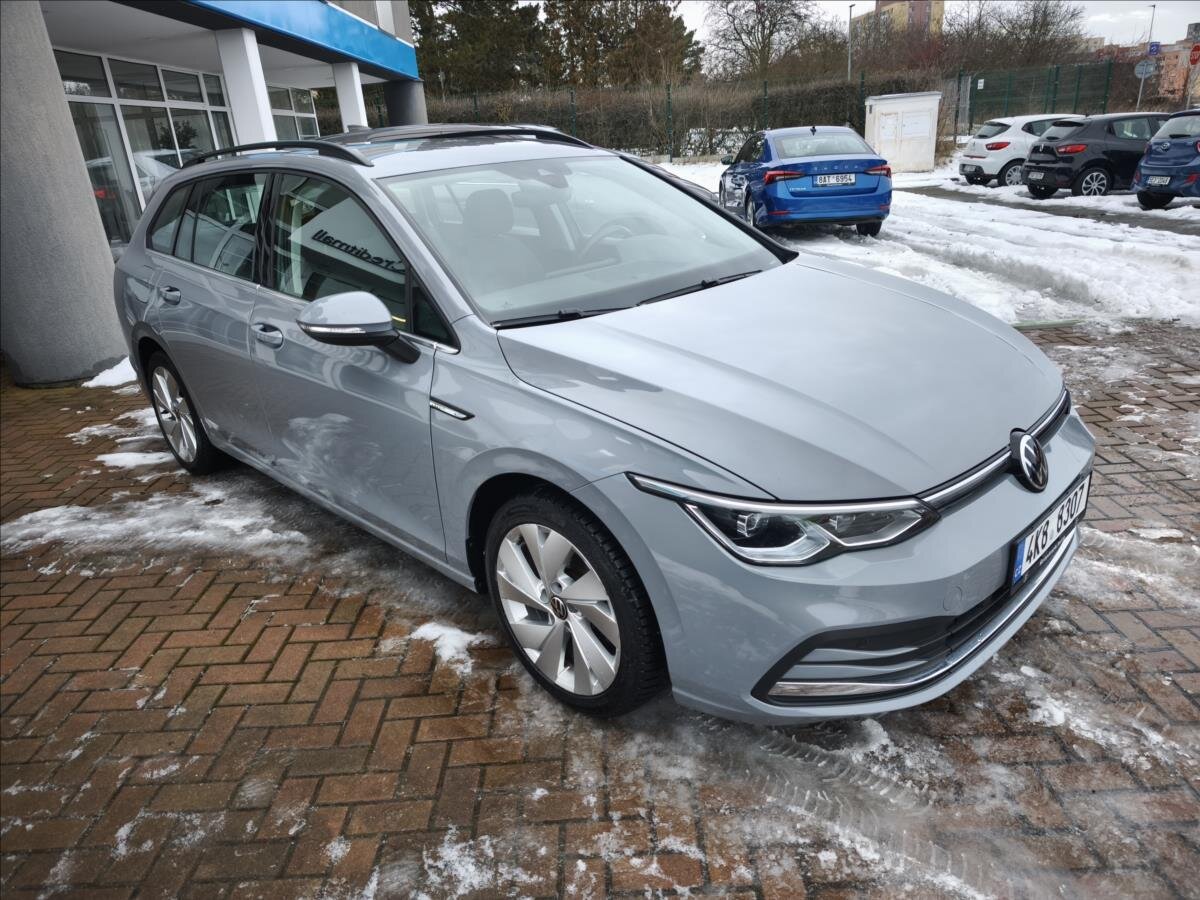 Volkswagen Golf Kombi 1,5 l 96 kw