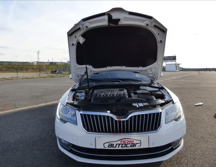 Škoda Superb Kombi 2,0 l 125 kw