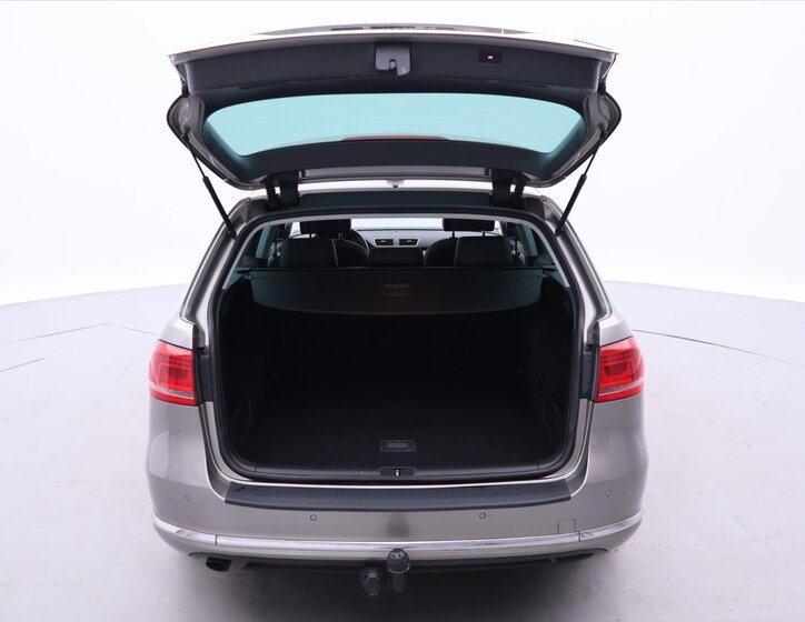 Volkswagen Passat Kombi 1,6 l 77 kw