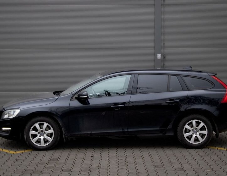 Volvo V60 10
