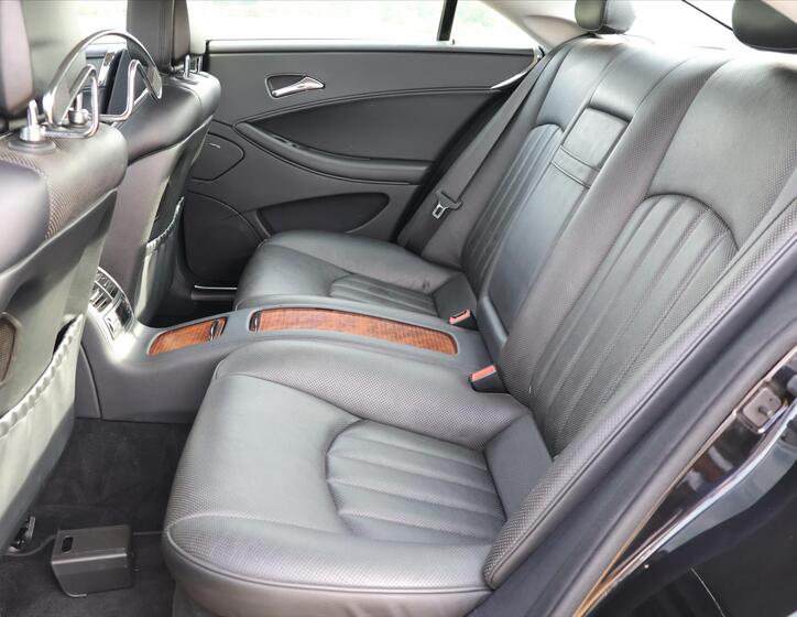 Mercedes-Benz CLS 13