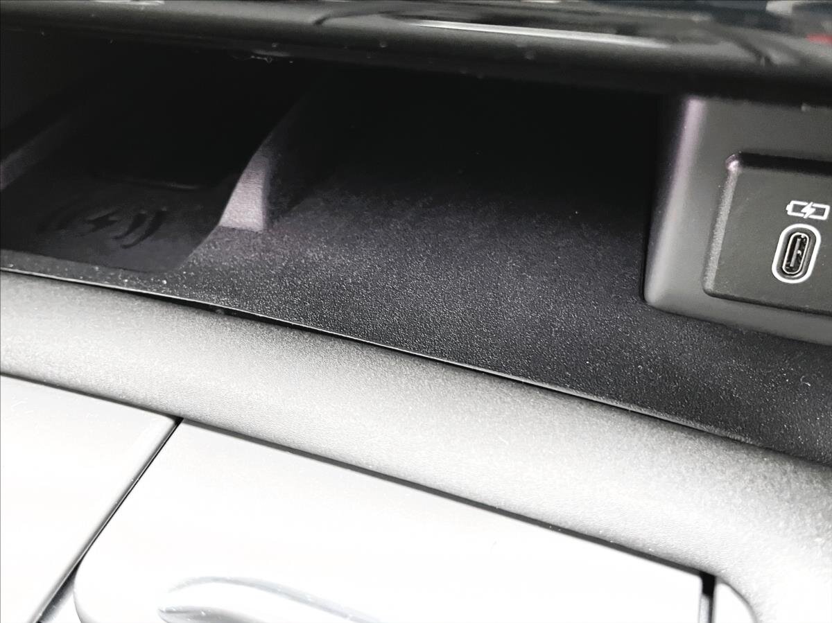 Land Rover Discovery SUV 3,0 l 257 kw