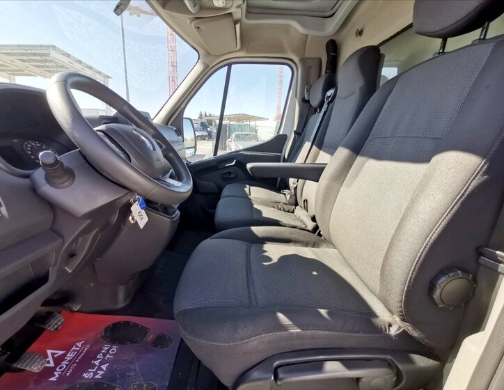 Renault Master Valník 2,3 l 120 kw