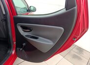 Lancia Y Hatchback 1,2 l 51 kw