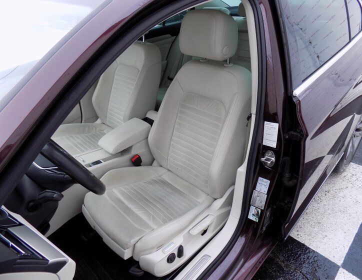 Volkswagen Passat Sedan 2,0 l 140 kw