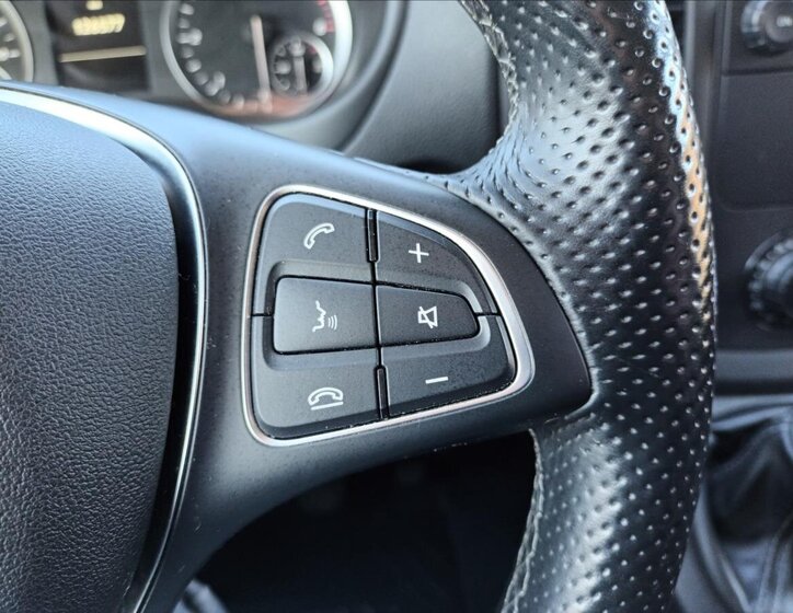 Mercedes-Benz Vito VAN-Minibus 1,8 l 100 kw