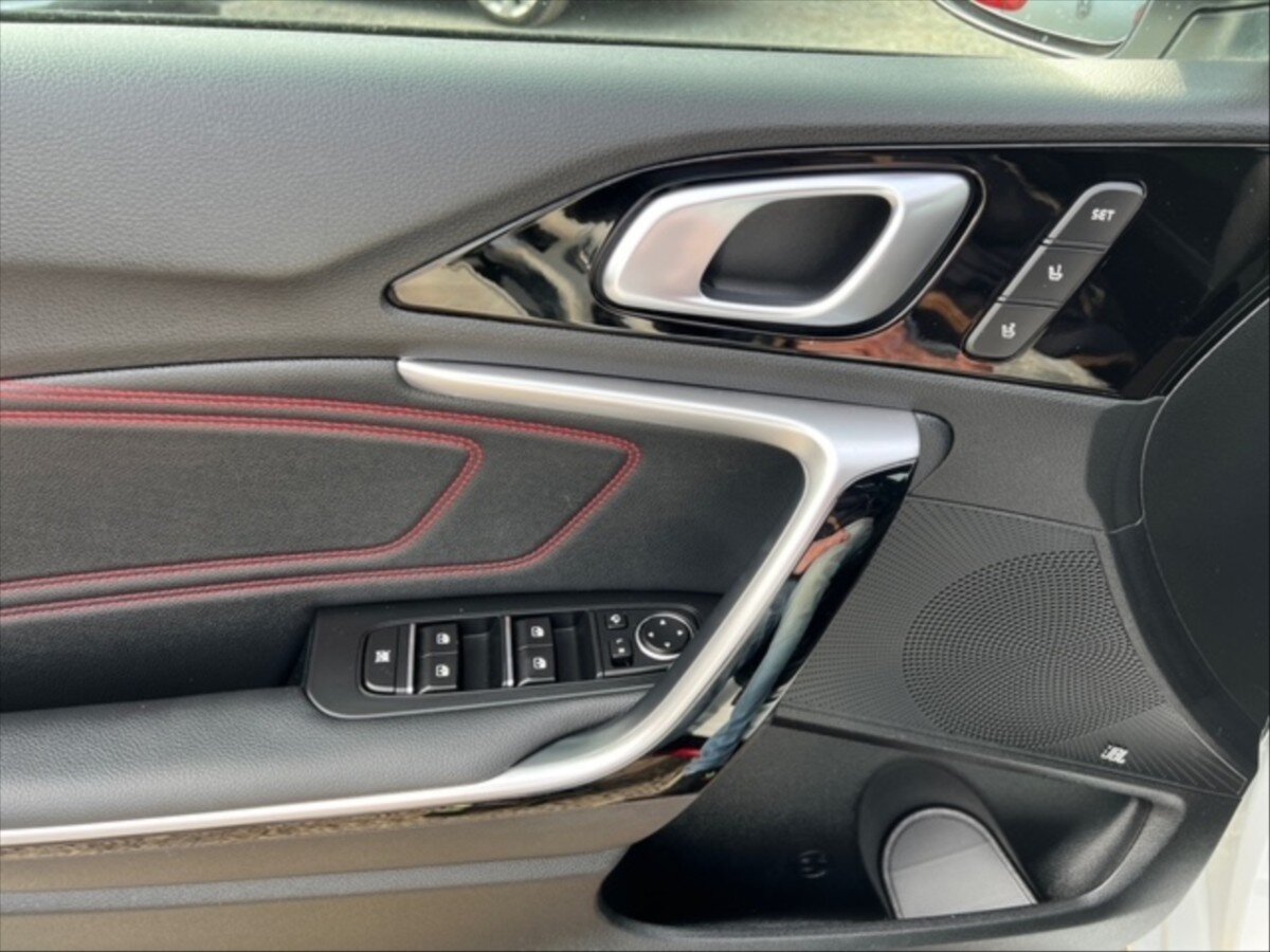 KIA ProCeed Hatchback 1,6 l 150 kw