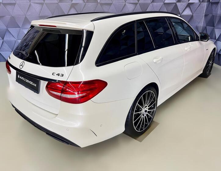 Mercedes-Benz Třídy C 7