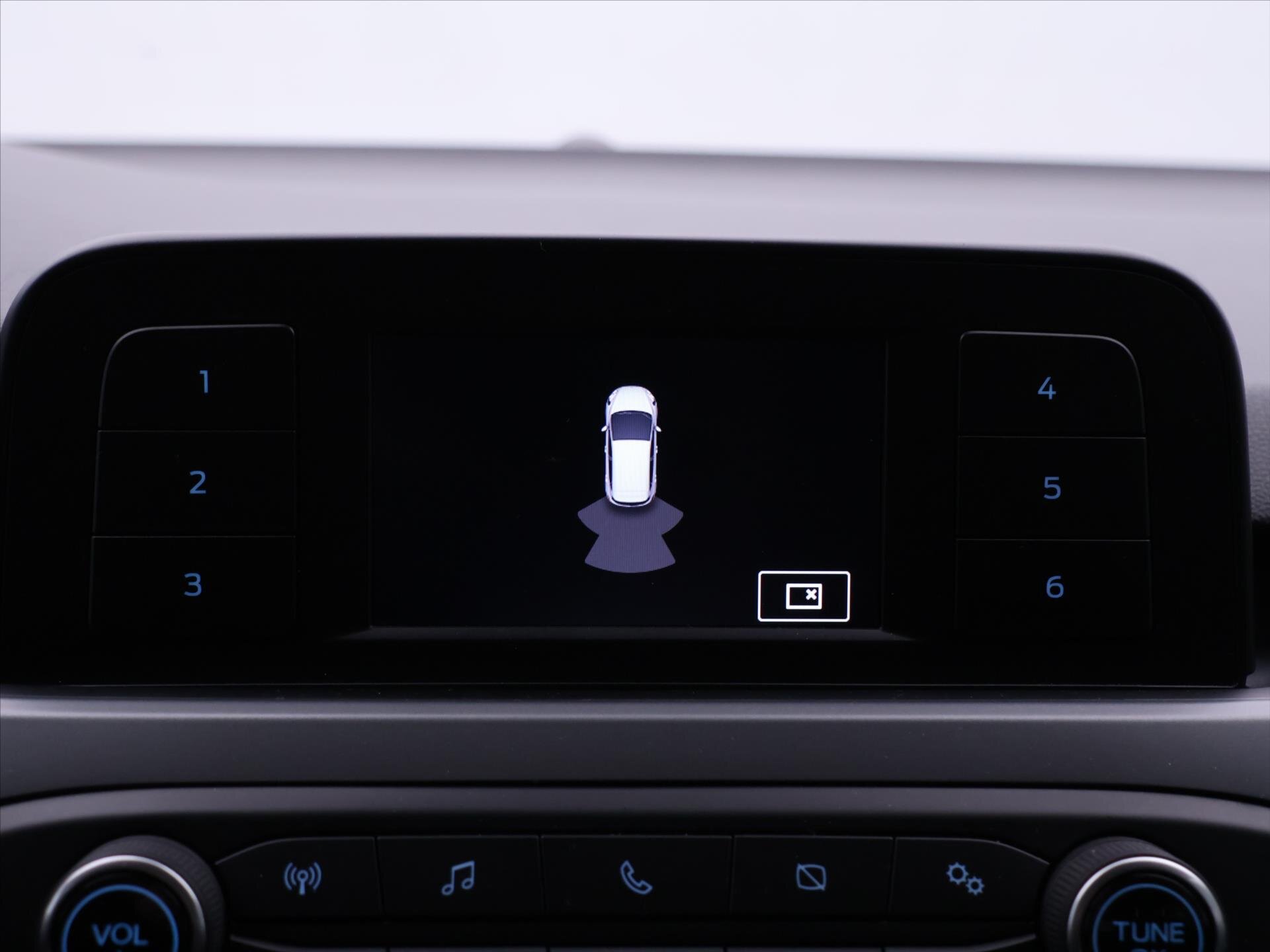 Ford Focus Kombi 999,0 74 kw