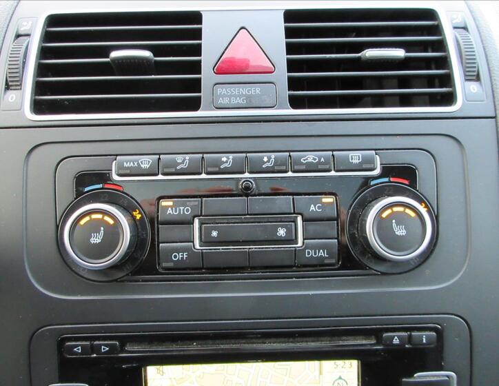 Volkswagen Touran 20