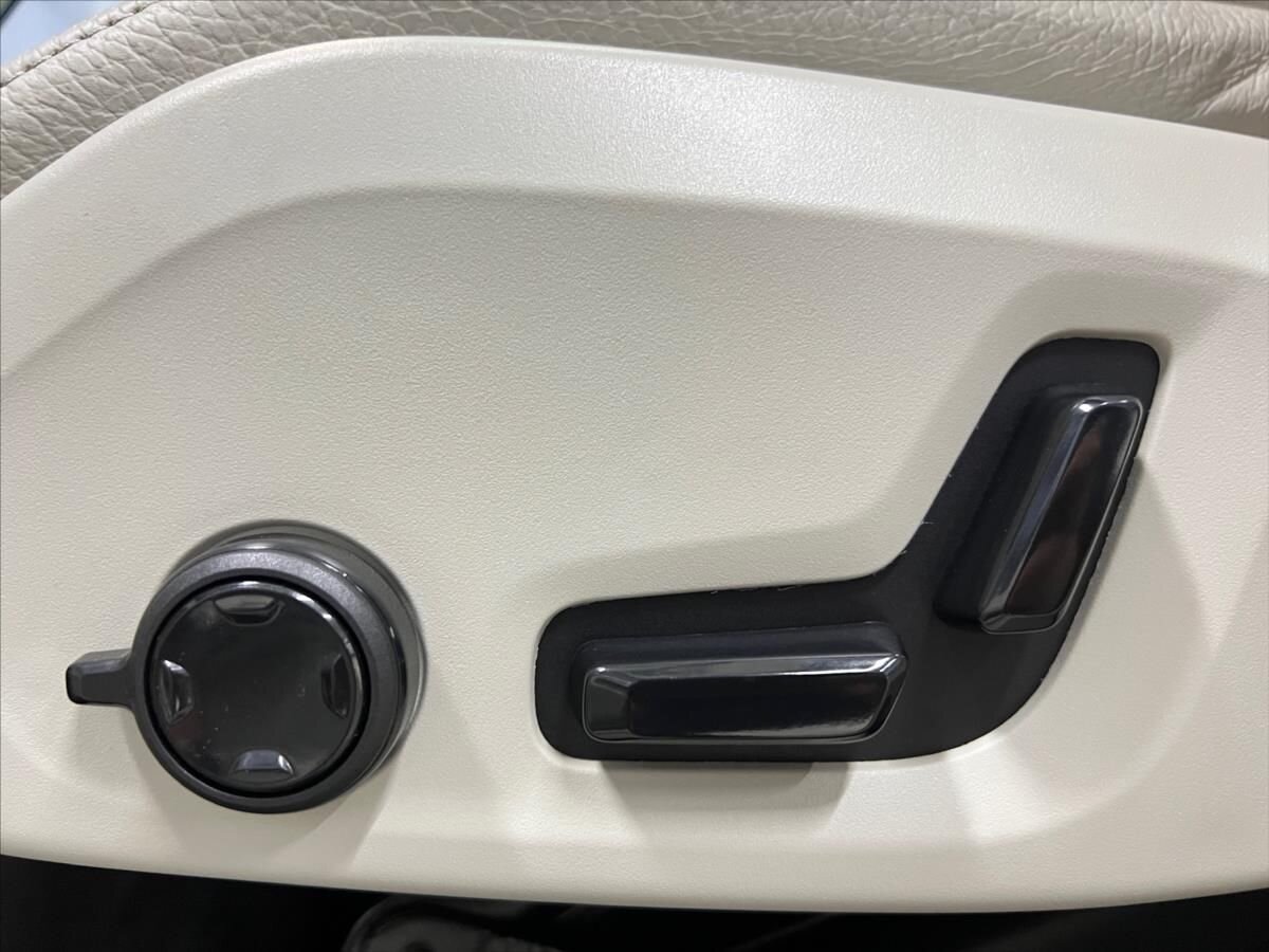 Volvo XC60 SUV 2,0 l 186 kw