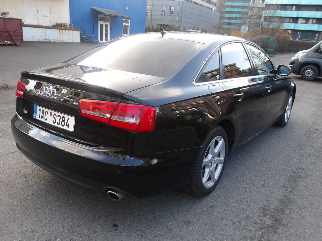 Audi A6 Sedan / Limuzína 3,0 l 150 kw