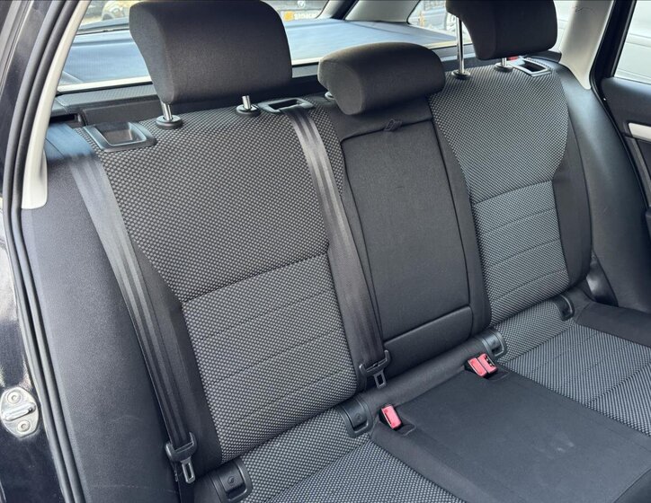 Škoda Octavia Kombi 1,6 l 77 kw