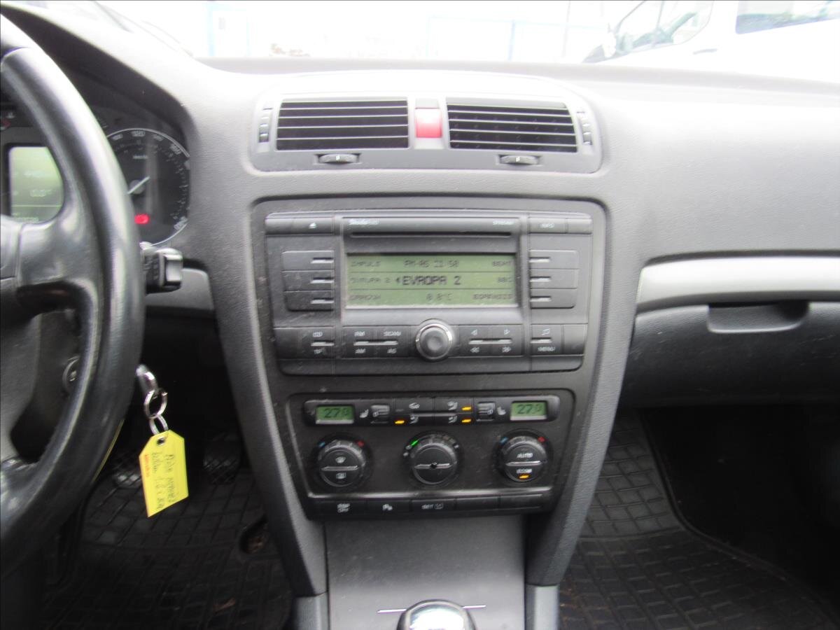 Škoda Octavia Sedan / Limuzína 1,6 l 85 kw