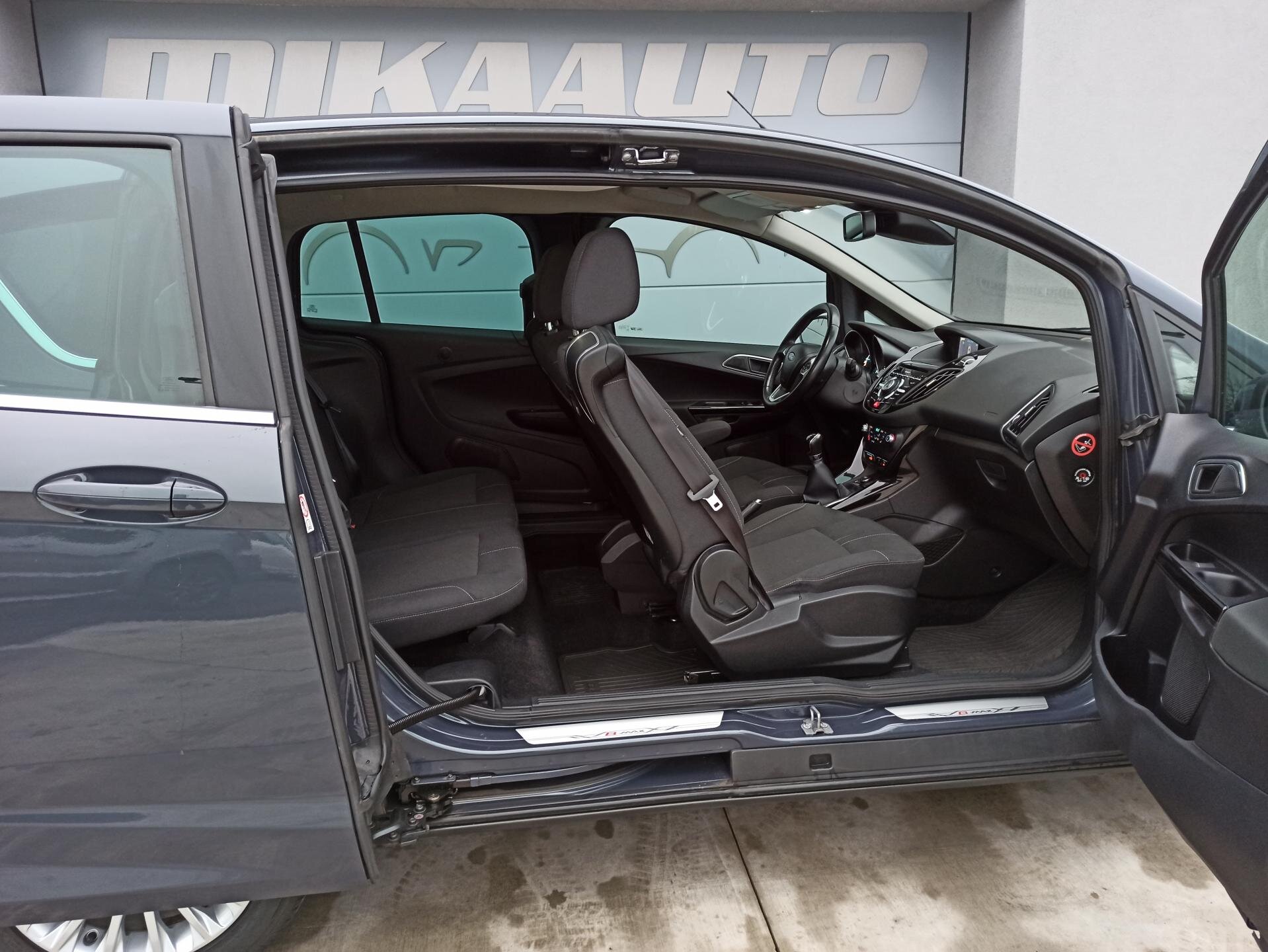 Ford B-MAX Hatchback 999,0 92 kw