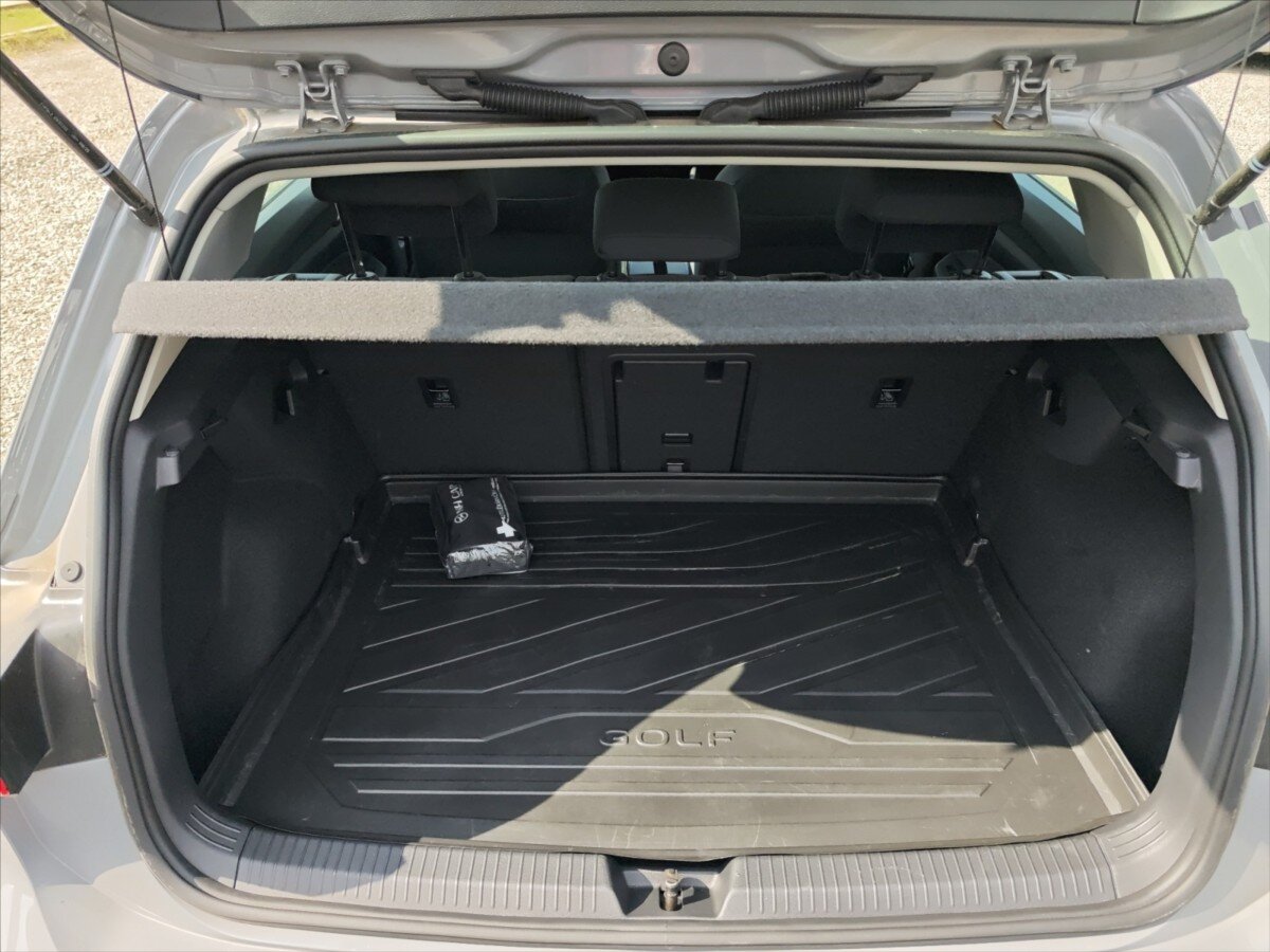 Volkswagen Golf Kombi 999,0 81 kw