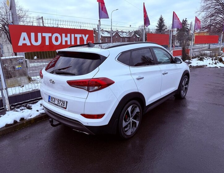 Hyundai Tucson 7