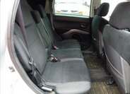 Mitsubishi Outlander SUV / Terénní 2,0 l 103 kw