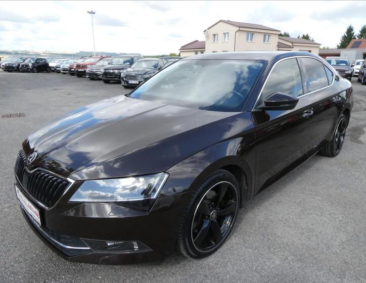 Škoda Superb 3